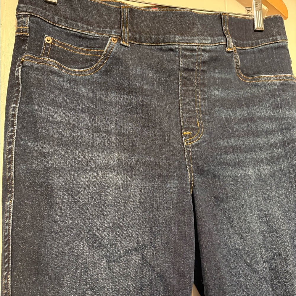 Woman’s Spanx pull on jean leggings size large - Picture 4 of 5